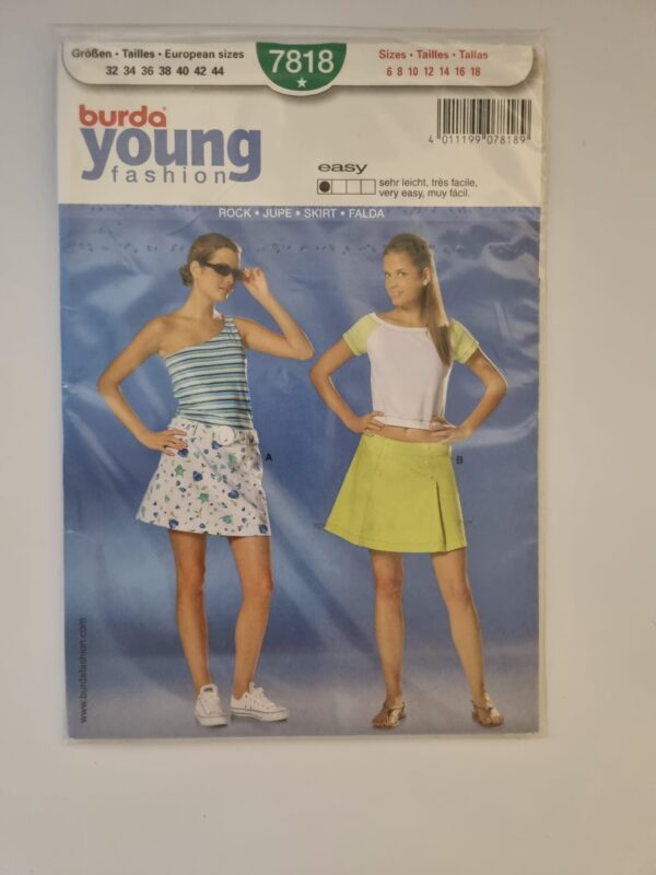 Burda young fashion 7818